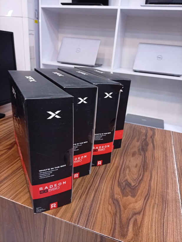 کارت گرافیک استوک rx 580 در حد نو